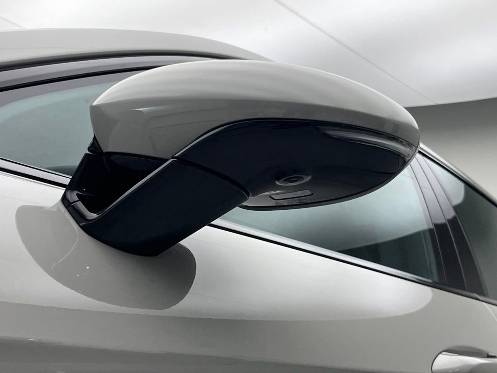 Used 2023 Porsche Panamera image 60