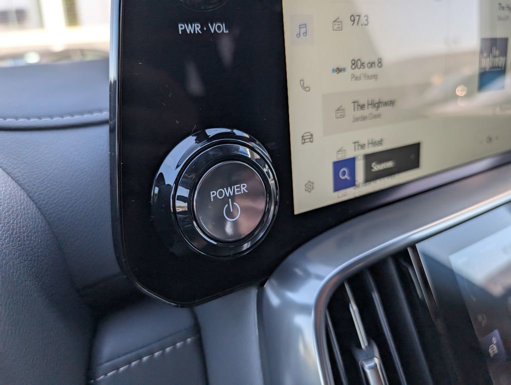 New 2025 Lexus LX 700h Luxury image 12