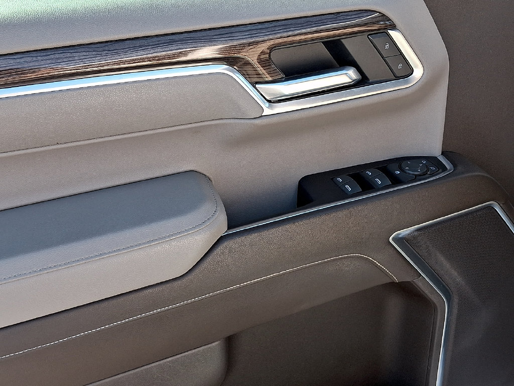 Used 2022 Chevrolet Silverado 1500 LT RWD image 12