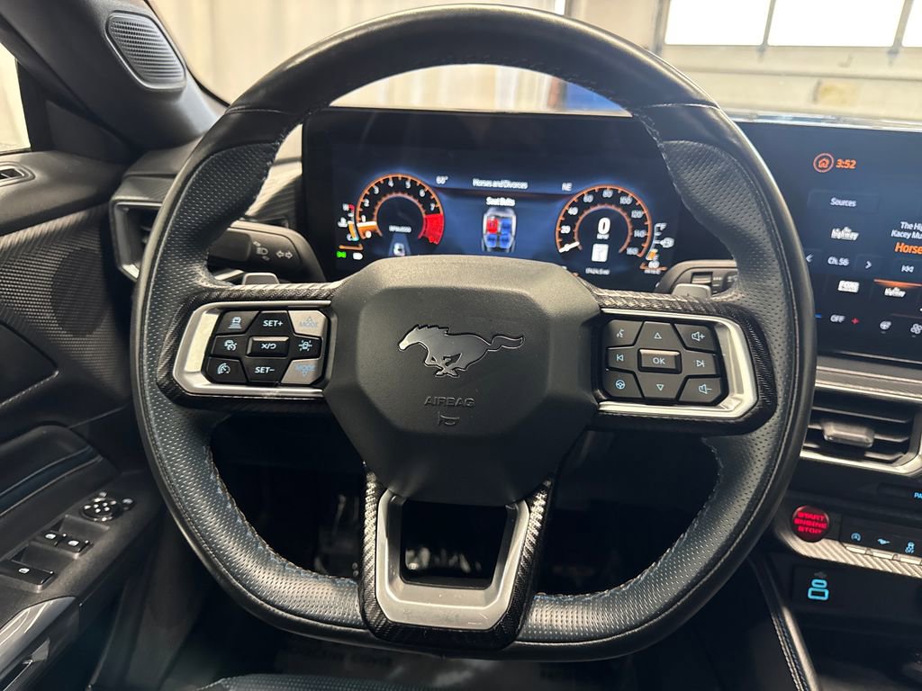 Used 2025 Ford Mustang GT Premium RWD image 19