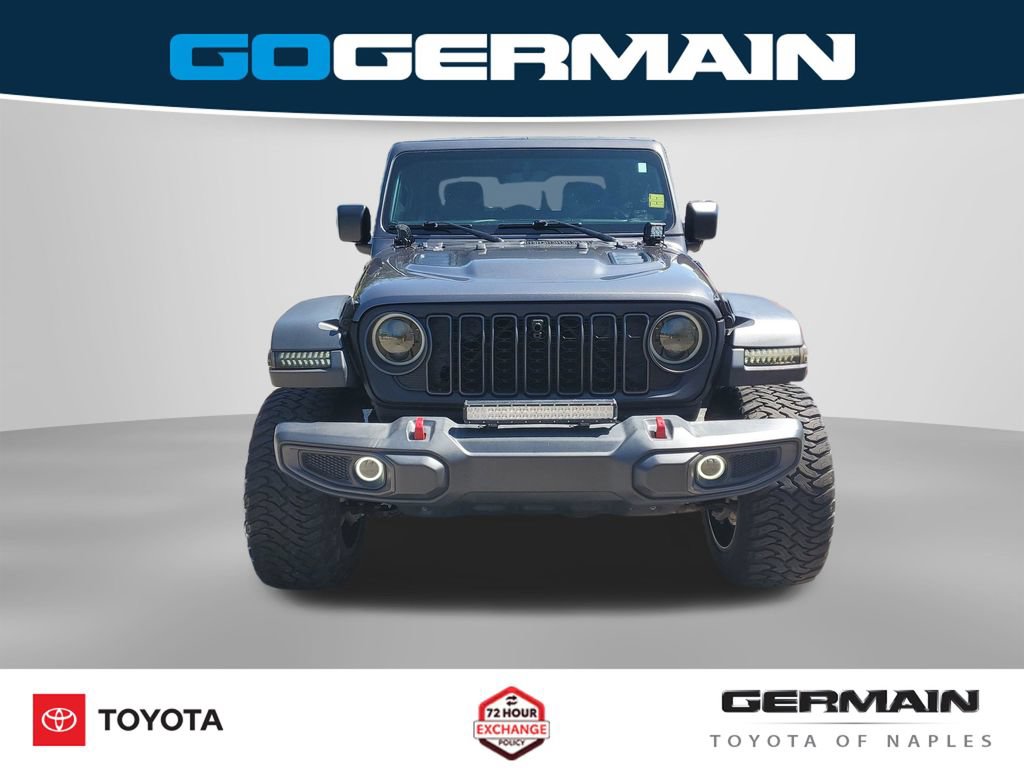 Used 2023 Jeep Gladiator Rubicon AWD/4WD image 3
