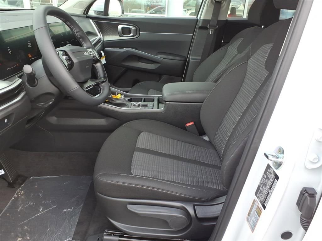 New 2026 Kia Sorento LX FWD image 14