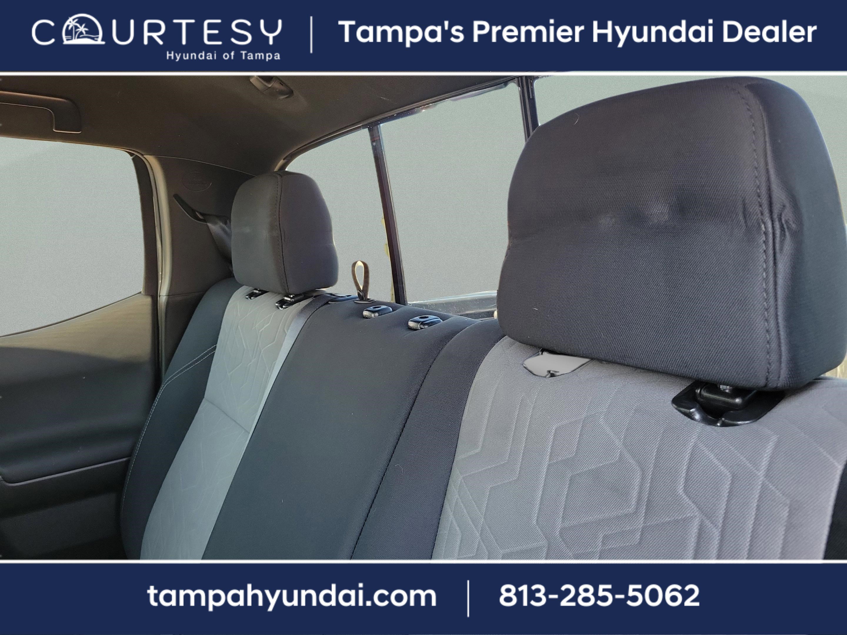 Used 2022 Toyota Tacoma TRD Sport image 10