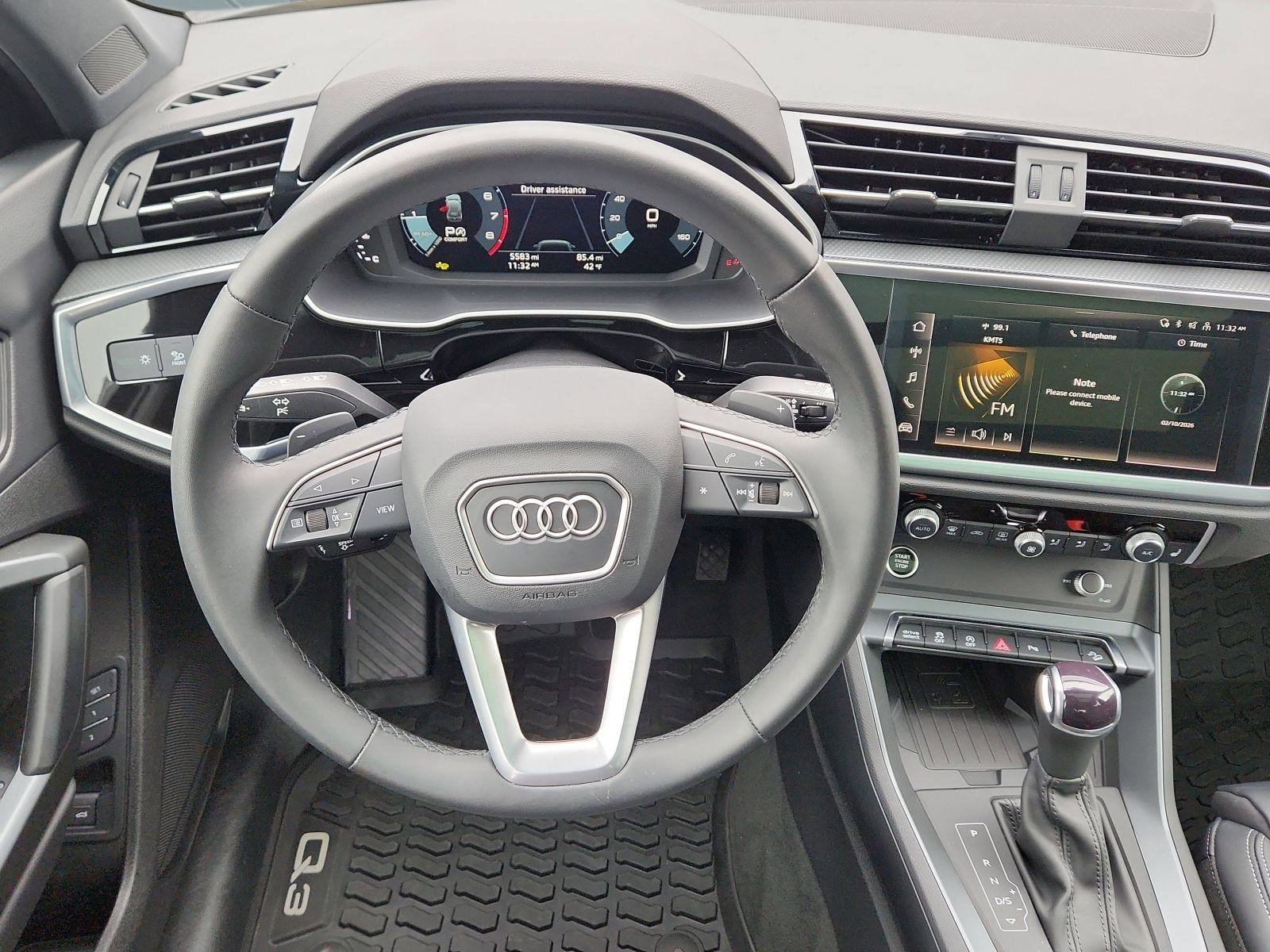 Certified 2025 Audi Q3 2.0T Premium w/ Convenience Package image 14