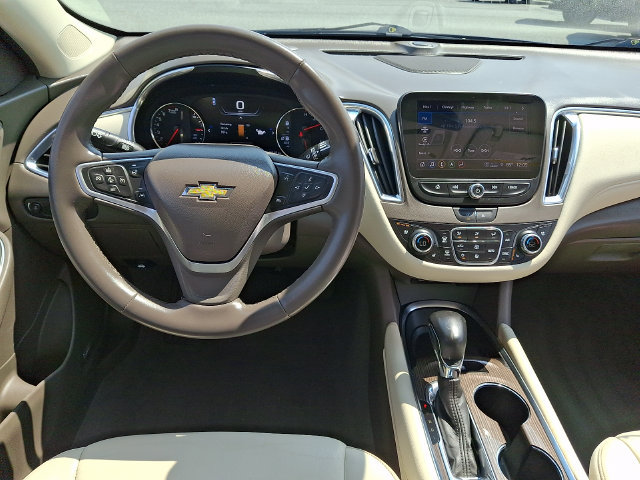 Used 2023 Chevrolet Malibu LT FWD image 11