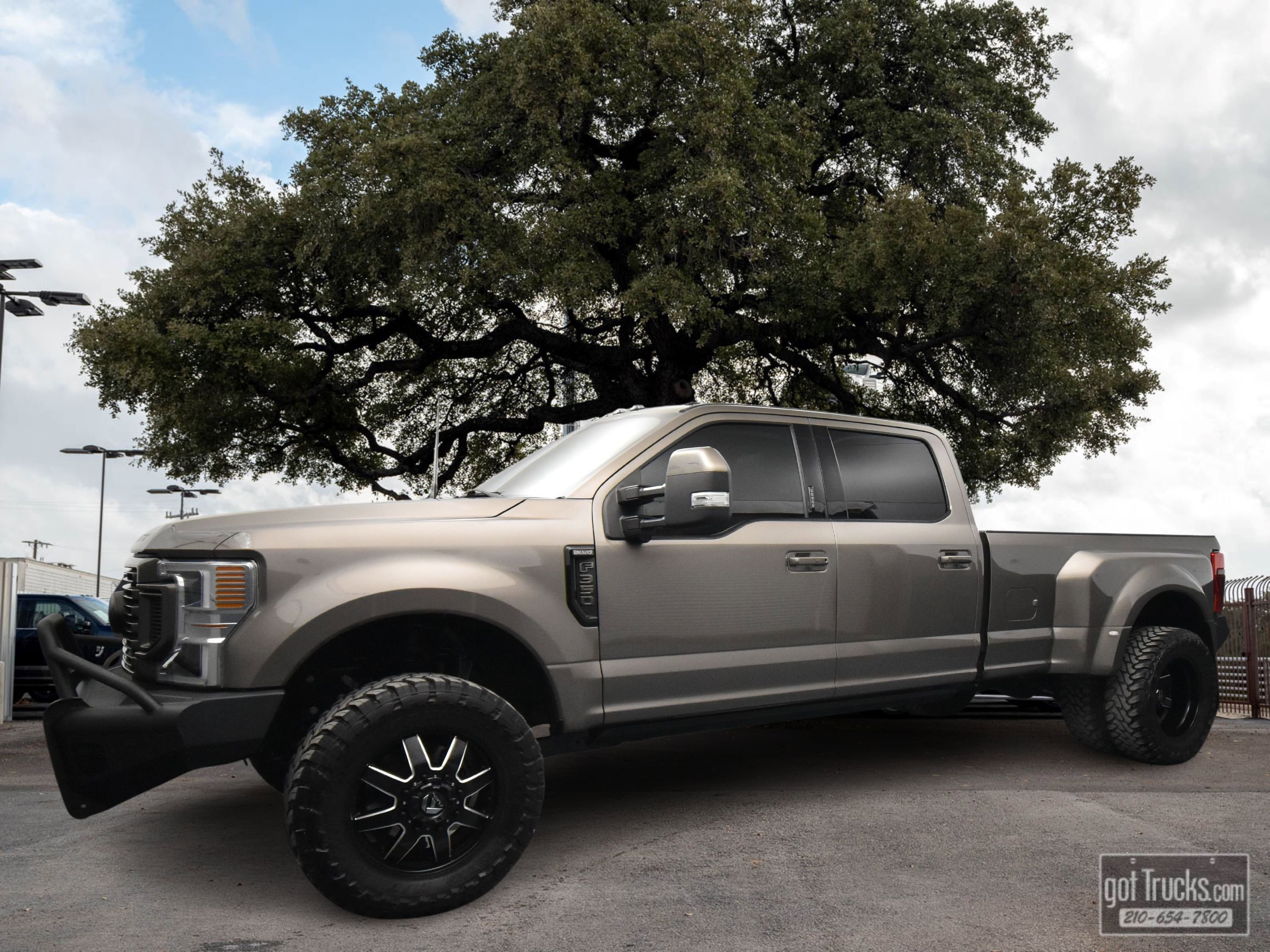 Used 2022 Ford F350 King Ranch image 1