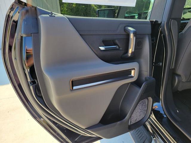 New 2025 GMC Hummer EV 3X w/ LPO, Illumination Package image 31