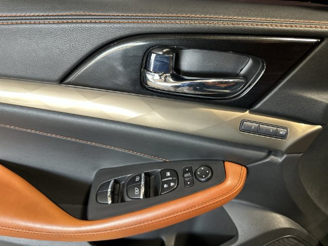 Used 2019 Nissan Maxima Platinum w/ Reserve Package FWD image 19