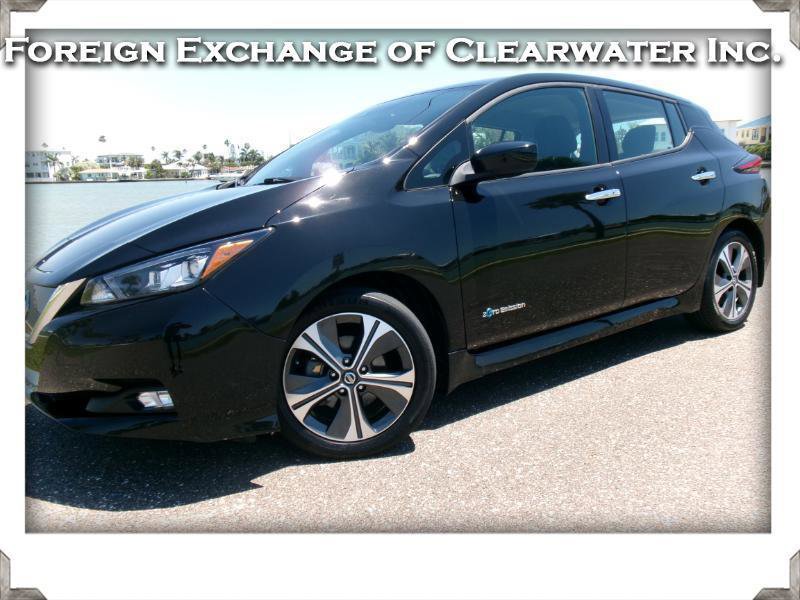 Used 2018 Nissan Leaf SV w/ SV Technology Package FWD image 1