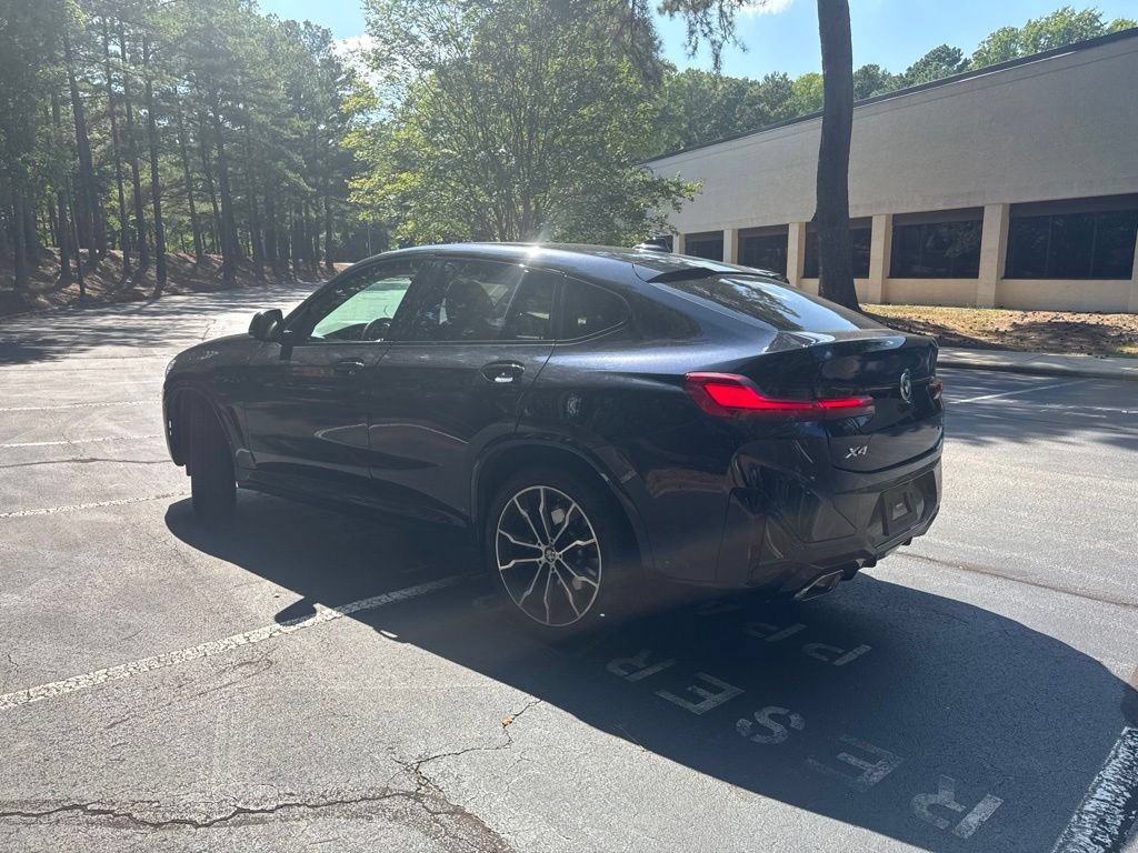 Used 2023 BMW X4 xDrive30i w/ M Sport Package AWD/4WD image 6
