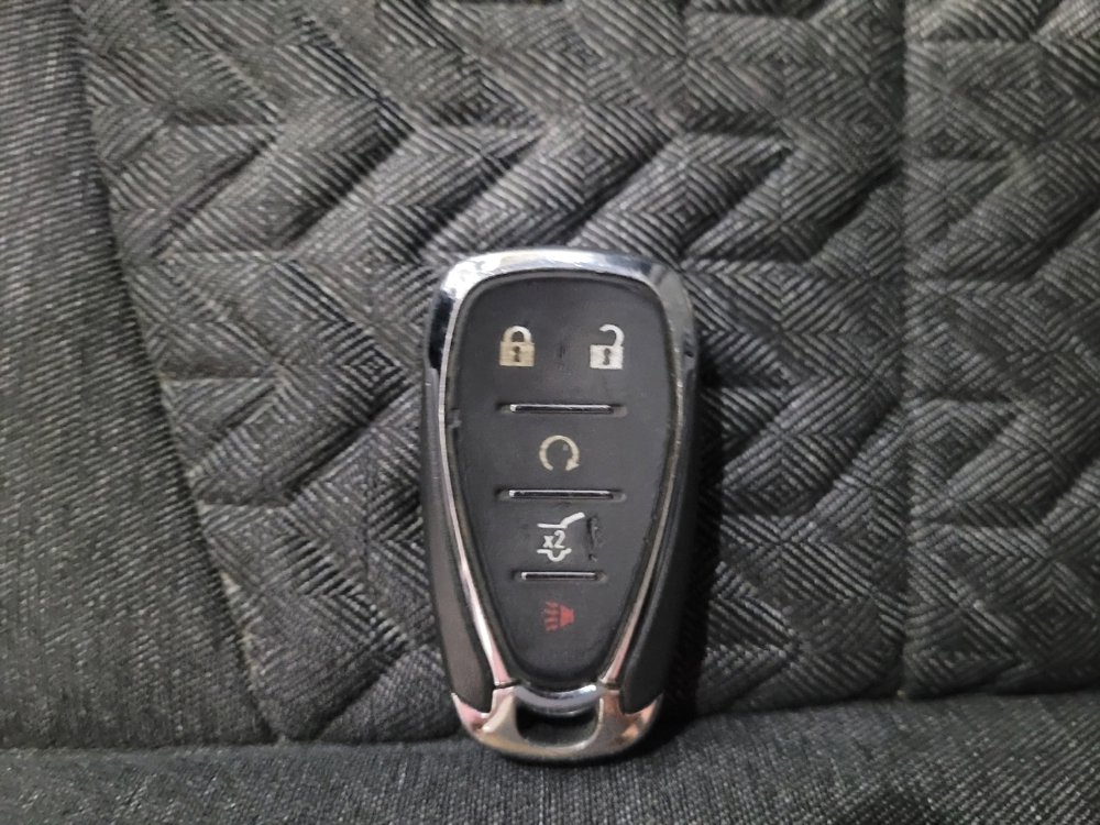 Used 2024 Chevrolet Equinox LT w/ Driver Convenience Package AWD/4WD image 32