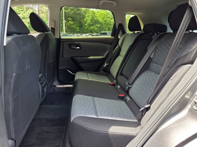 Used 2023 Nissan Rogue SV FWD image 13