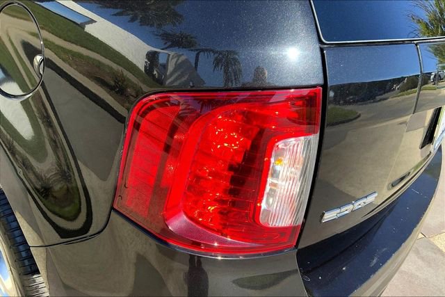 Used 2014 Ford Edge Sport w/ Driver Entry Package AWD/4WD image 29