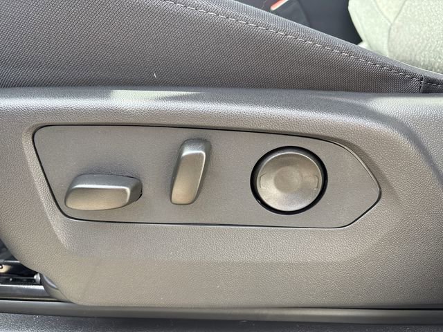 New 2026 Chevrolet Silverado 2500 LT w/ Z71 Chrome Sport Edition image 29