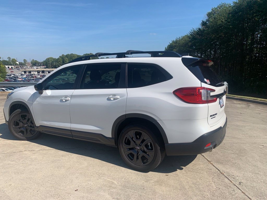 Used 2024 Subaru Ascent Onyx Edition Limited AWD/4WD image 13