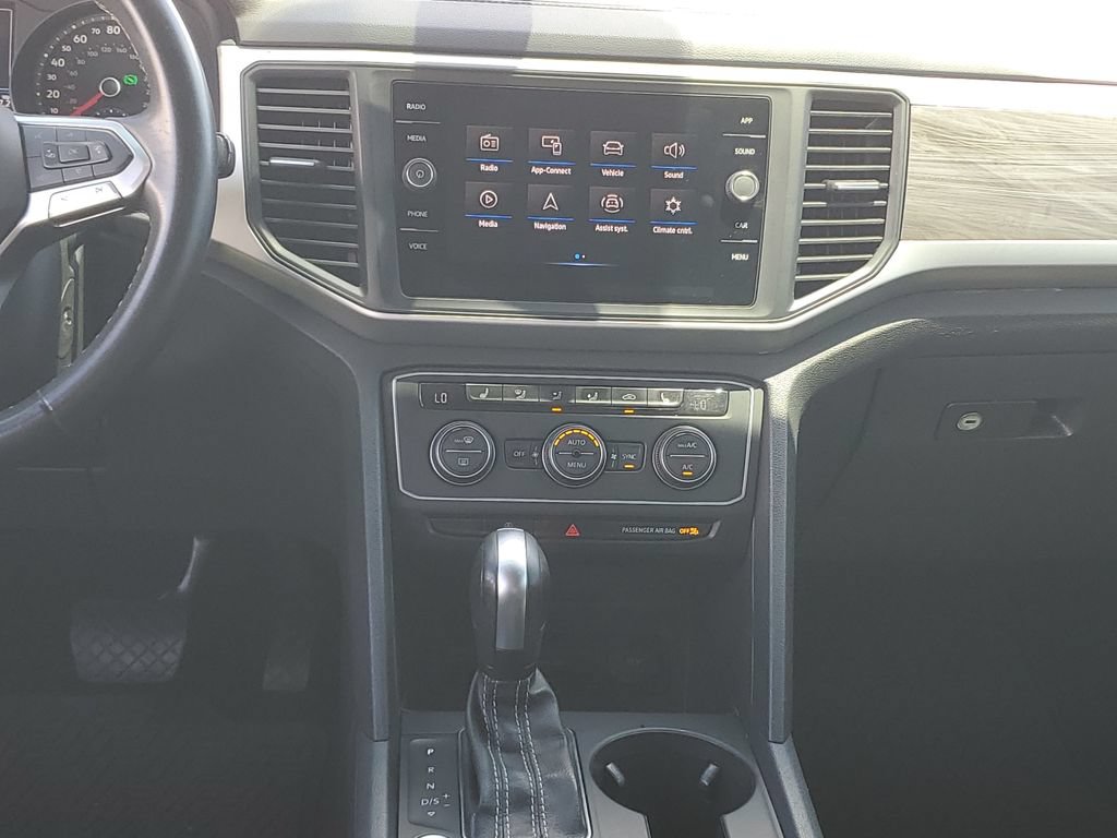 Used 2021 Volkswagen Atlas Cross Sport SE AWD/4WD image 15