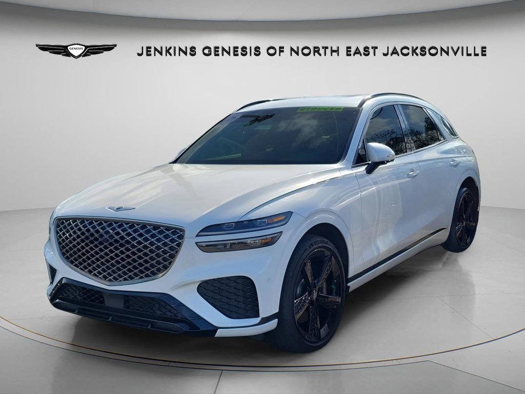 Used 2025 Genesis GV70 3.5T Sport w/ Sport Advanced Package AWD/4WD image 2