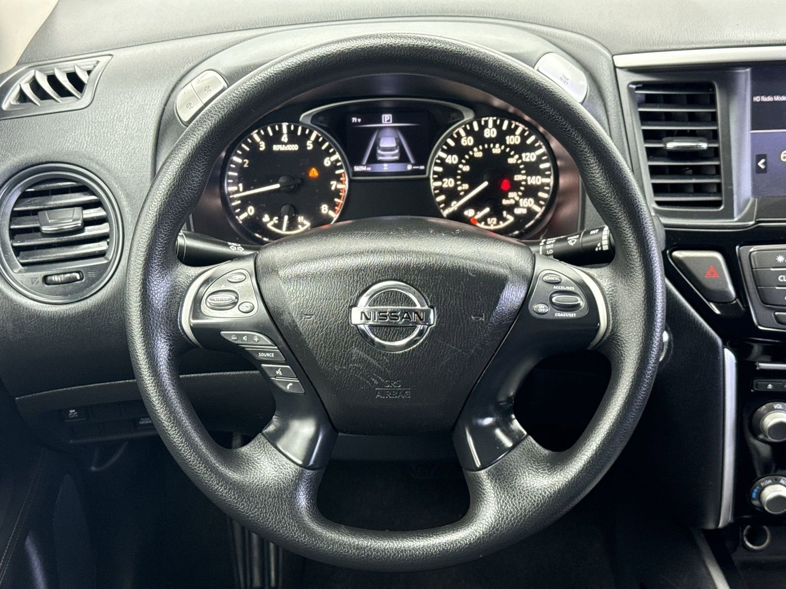 Used 2020 Nissan Pathfinder S image 20