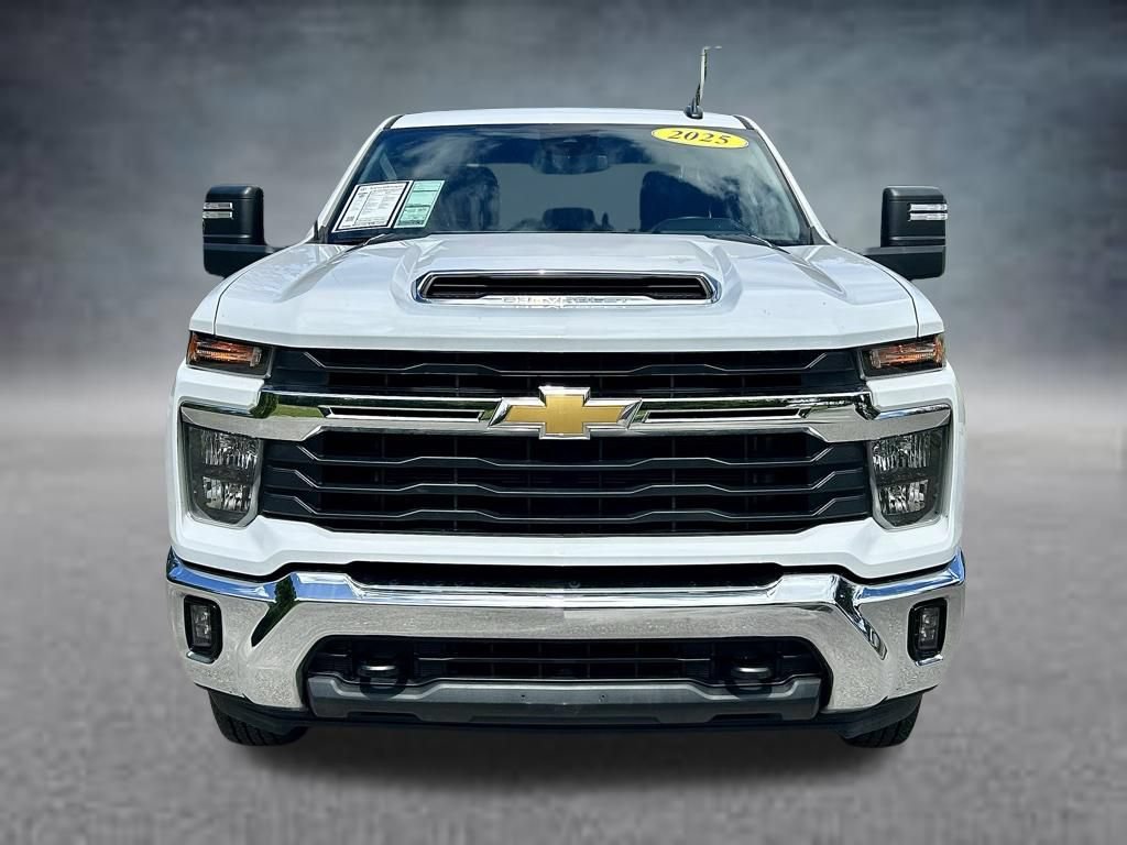 Used 2025 Chevrolet Silverado 2500 LT w/ Convenience Package AWD/4WD image 2