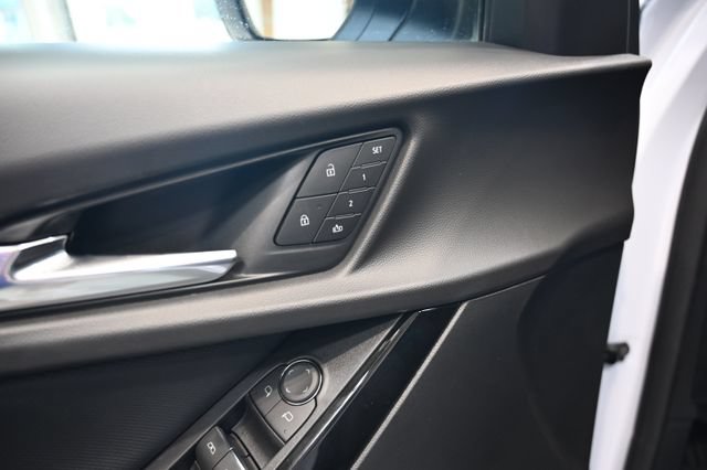 New 2027 Chevrolet Equinox RS w/ Safety and Technology Package AWD/4WD image 27