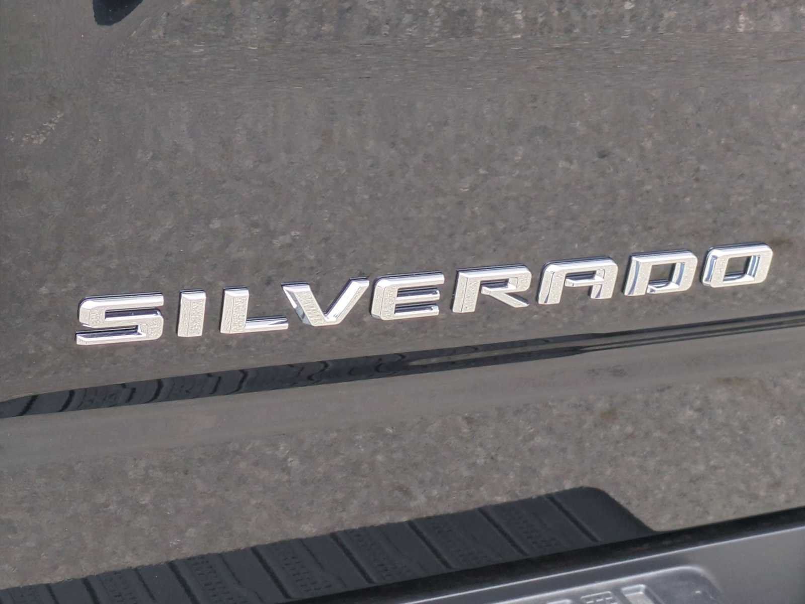 New 2026 Chevrolet Silverado 1500 LTZ w/ Z71 Off-Road Package AWD/4WD image 9