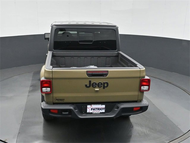 New 2025 Jeep Gladiator Sport image 38