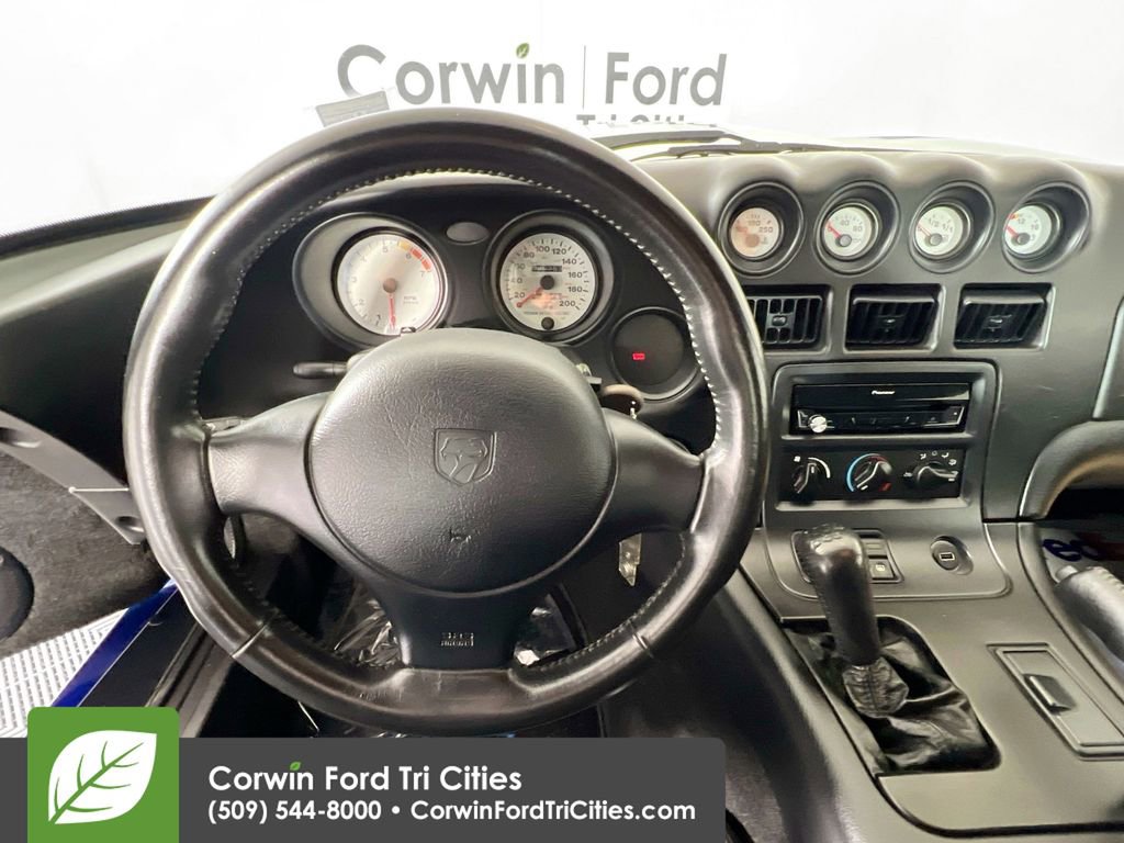 Used 1996 Dodge Viper GTS image 21