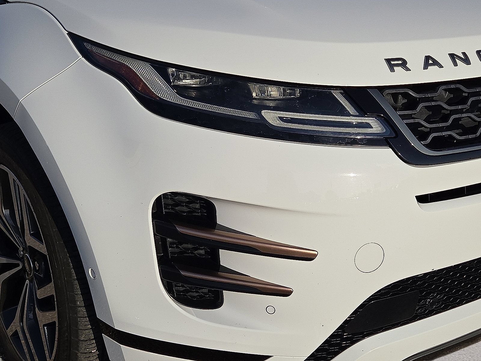Used 2020 Land Rover Range Rover Evoque R-Dynamic HSE AWD/4WD image 8
