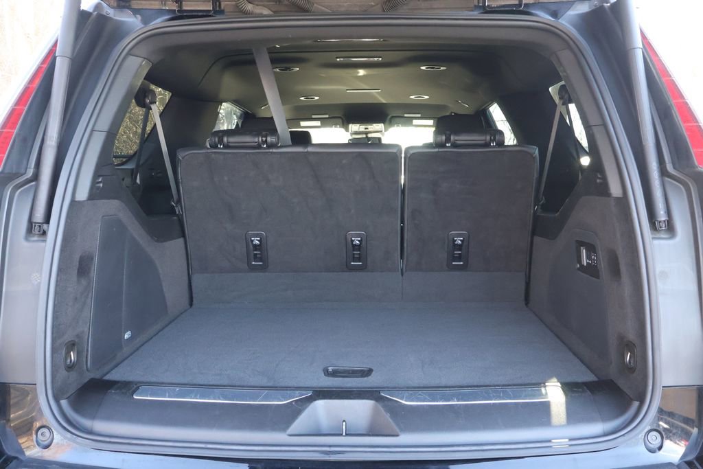 Used 2024 Cadillac Escalade ESV Luxury image 54