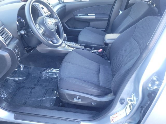 Used 2012 Subaru Forester 2.5X Premium w/ All-Weather Pkg AWD/4WD image 10