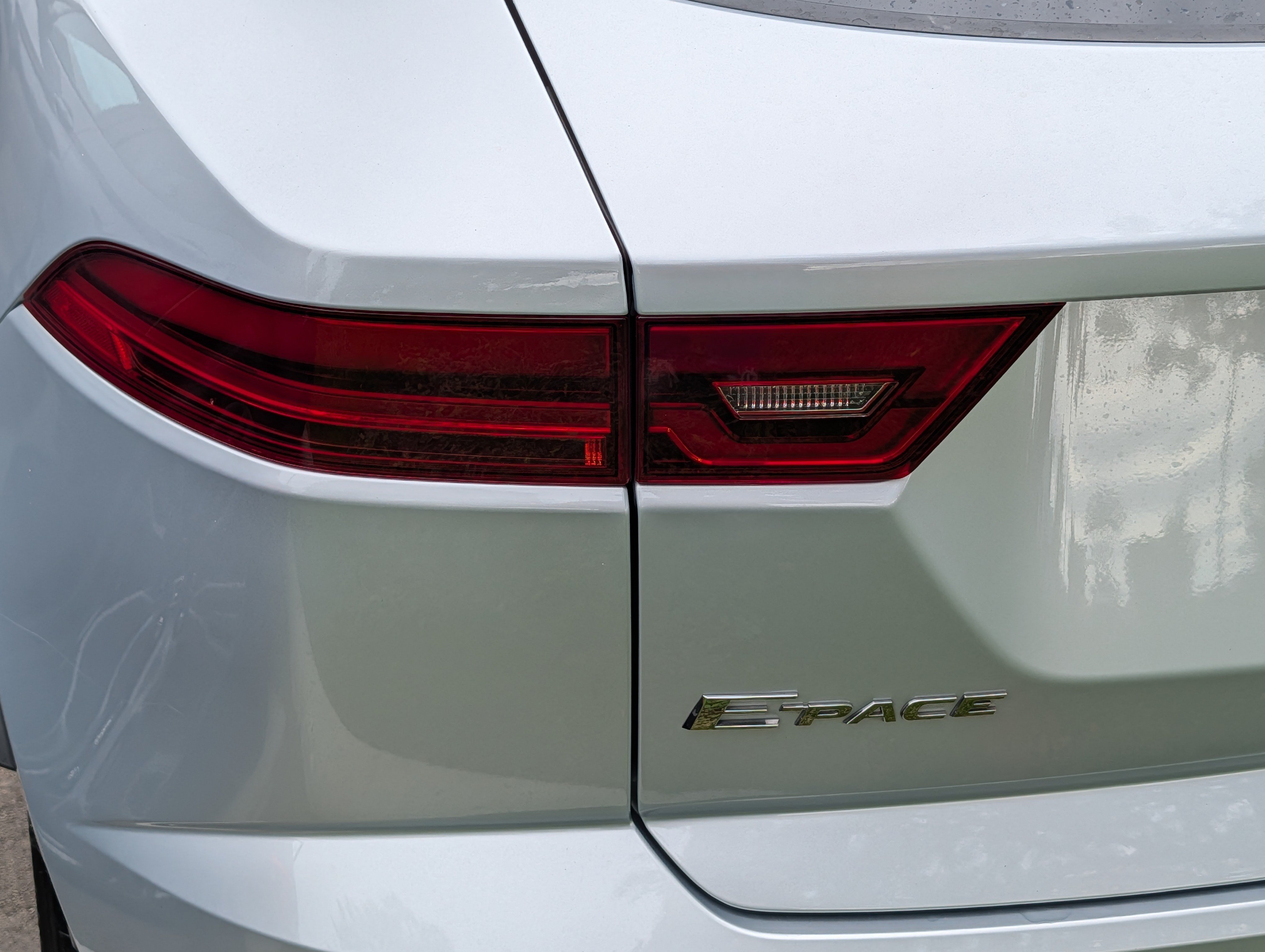 Used 2021 Jaguar E-PACE SE AWD/4WD image 17