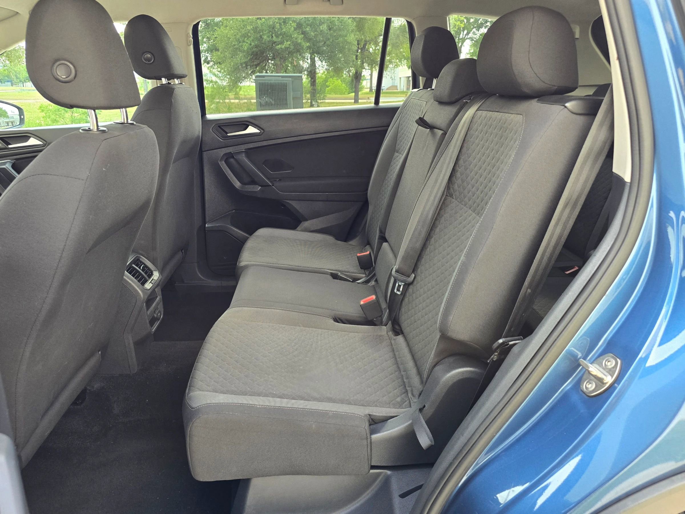 Used 2019 Volkswagen Tiguan S FWD image 35