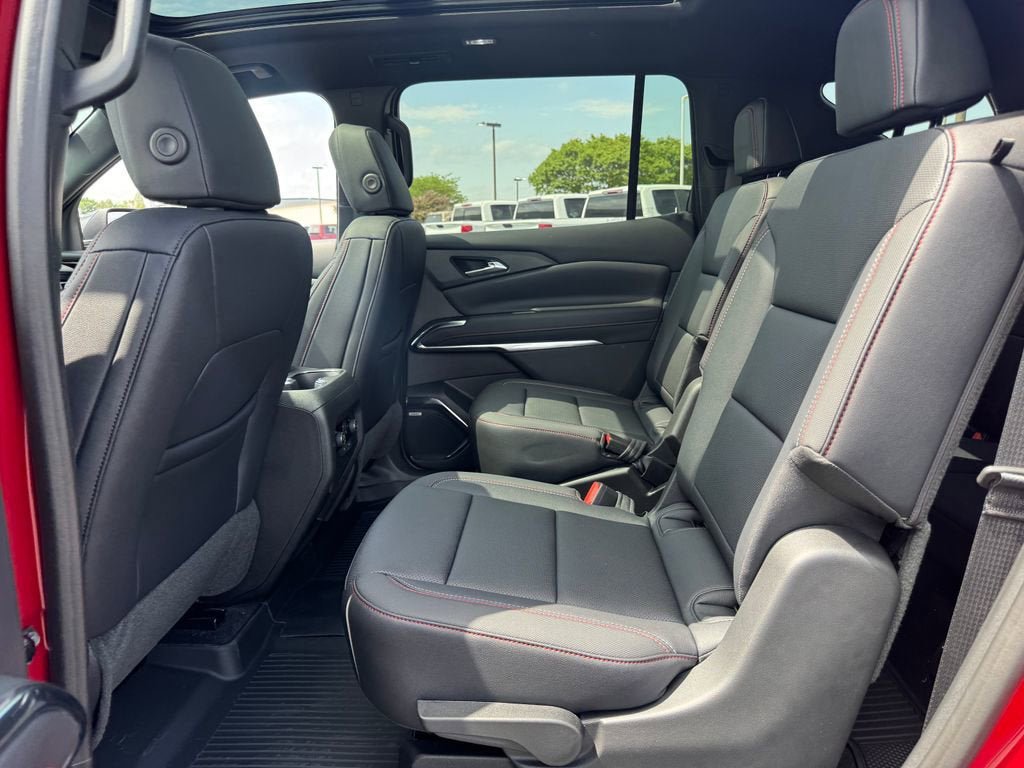 New 2026 Chevrolet Traverse Z71 w/ Enhanced Driving Package AWD/4WD image 14