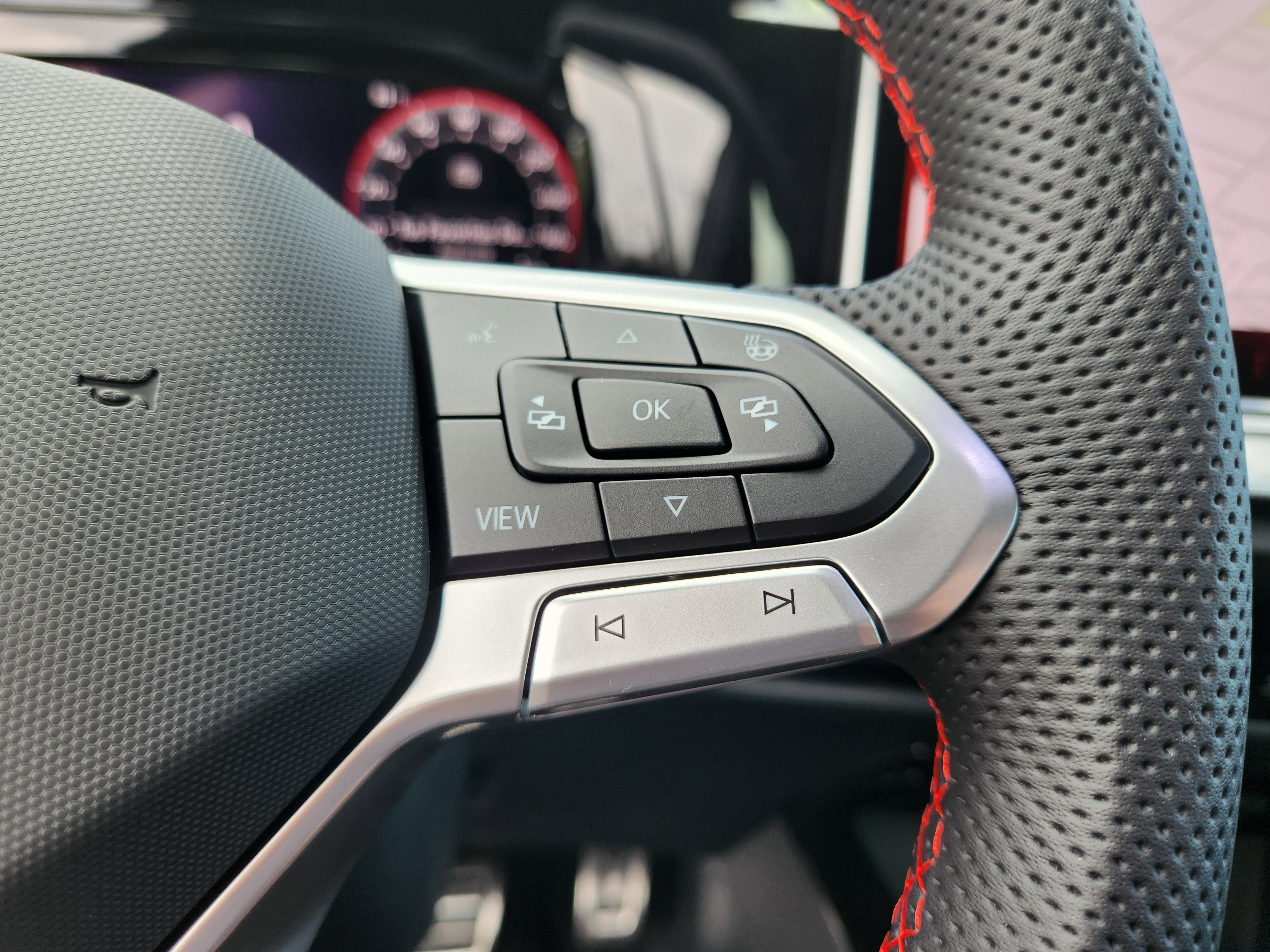 New 2025 Volkswagen GTI SE image 14