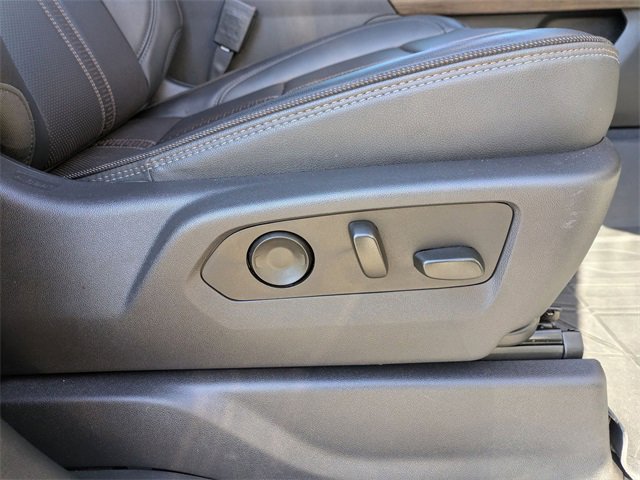 Used 2023 Chevrolet Silverado 1500 High Country w/ High Country Premium Package image 36