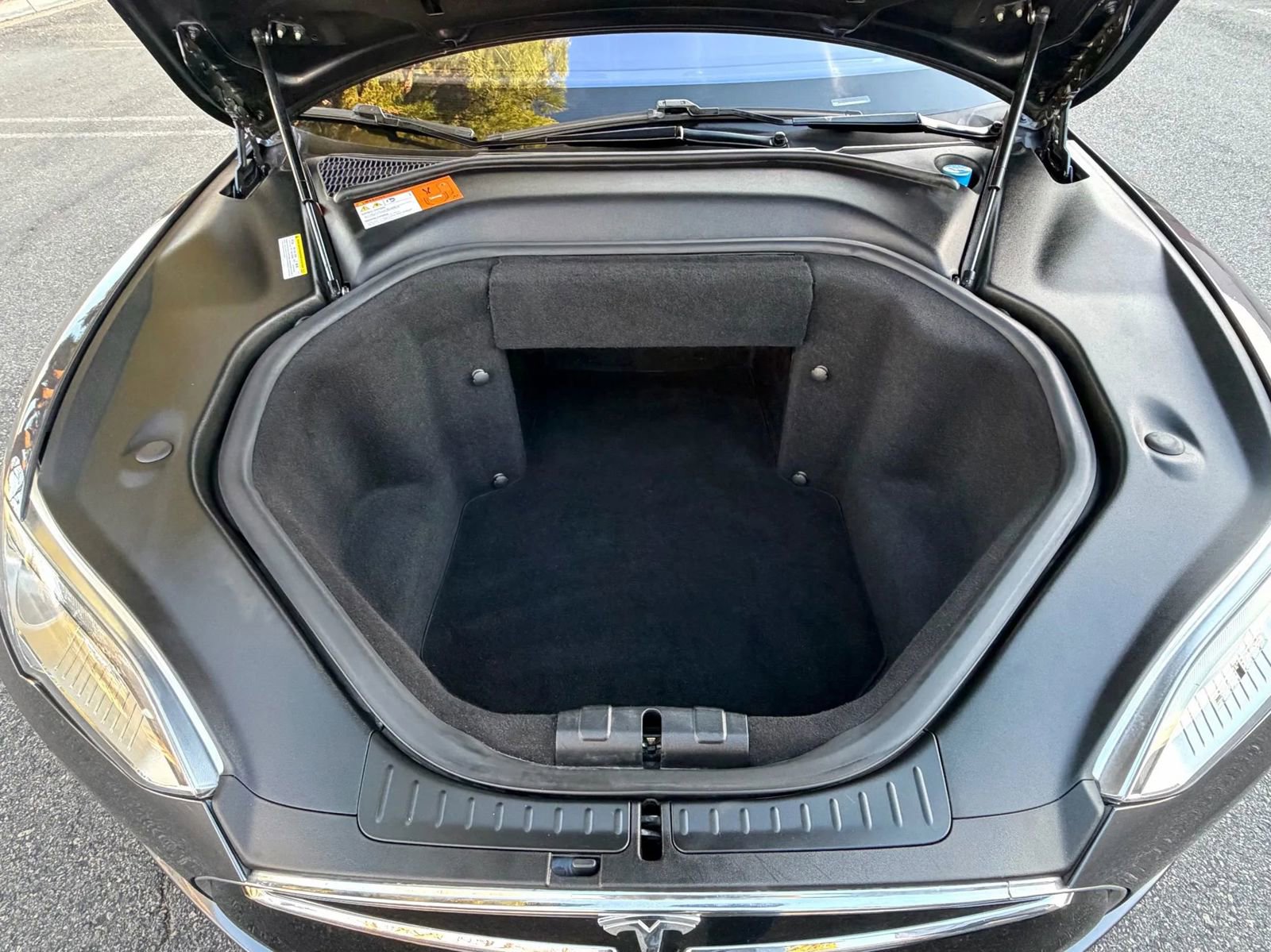 Used 2015 Tesla Model S 85 image 24