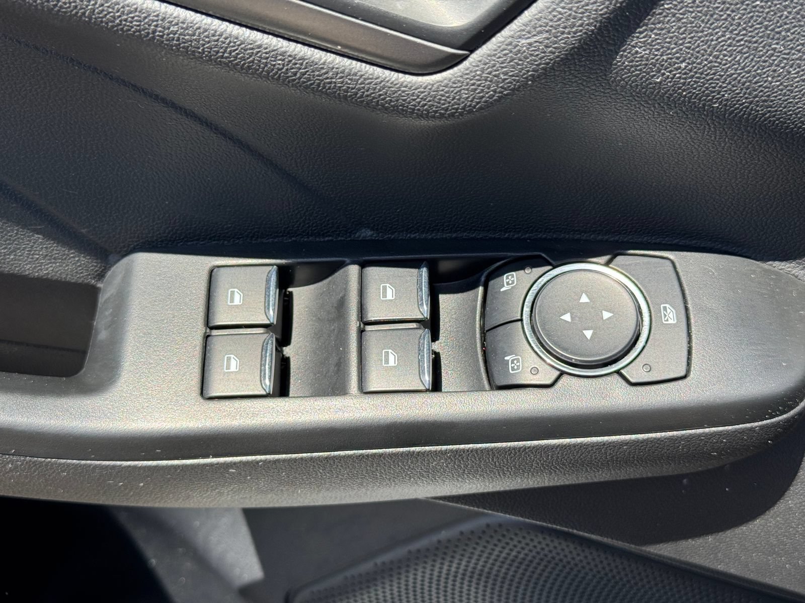 Used 2025 Ford Escape Active FWD image 15