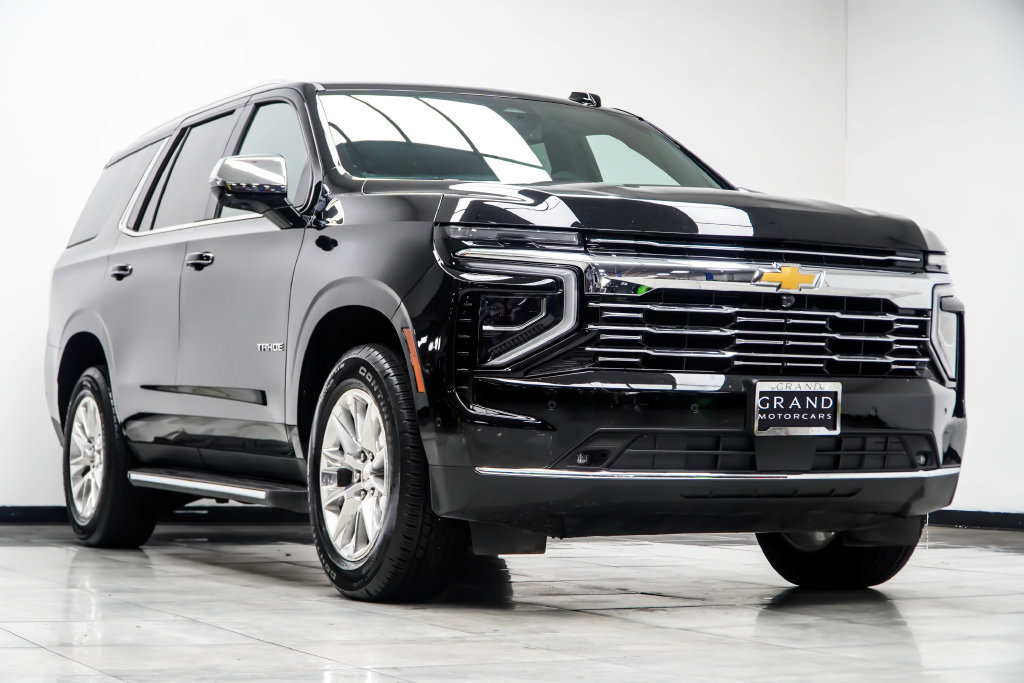 Used 2025 Chevrolet Tahoe Premier AWD/4WD image 5