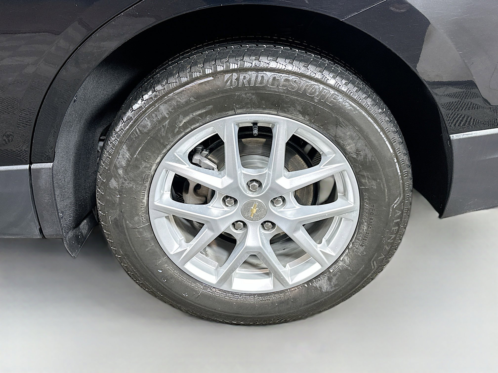 Used 2024 Chevrolet Equinox LT image 28