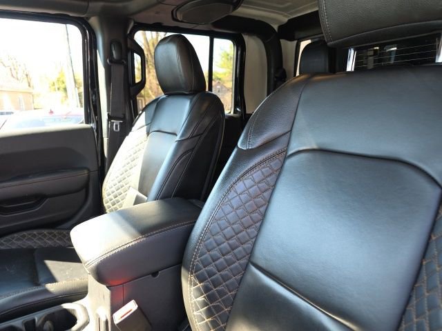 Used 2022 Jeep Gladiator Overland image 17
