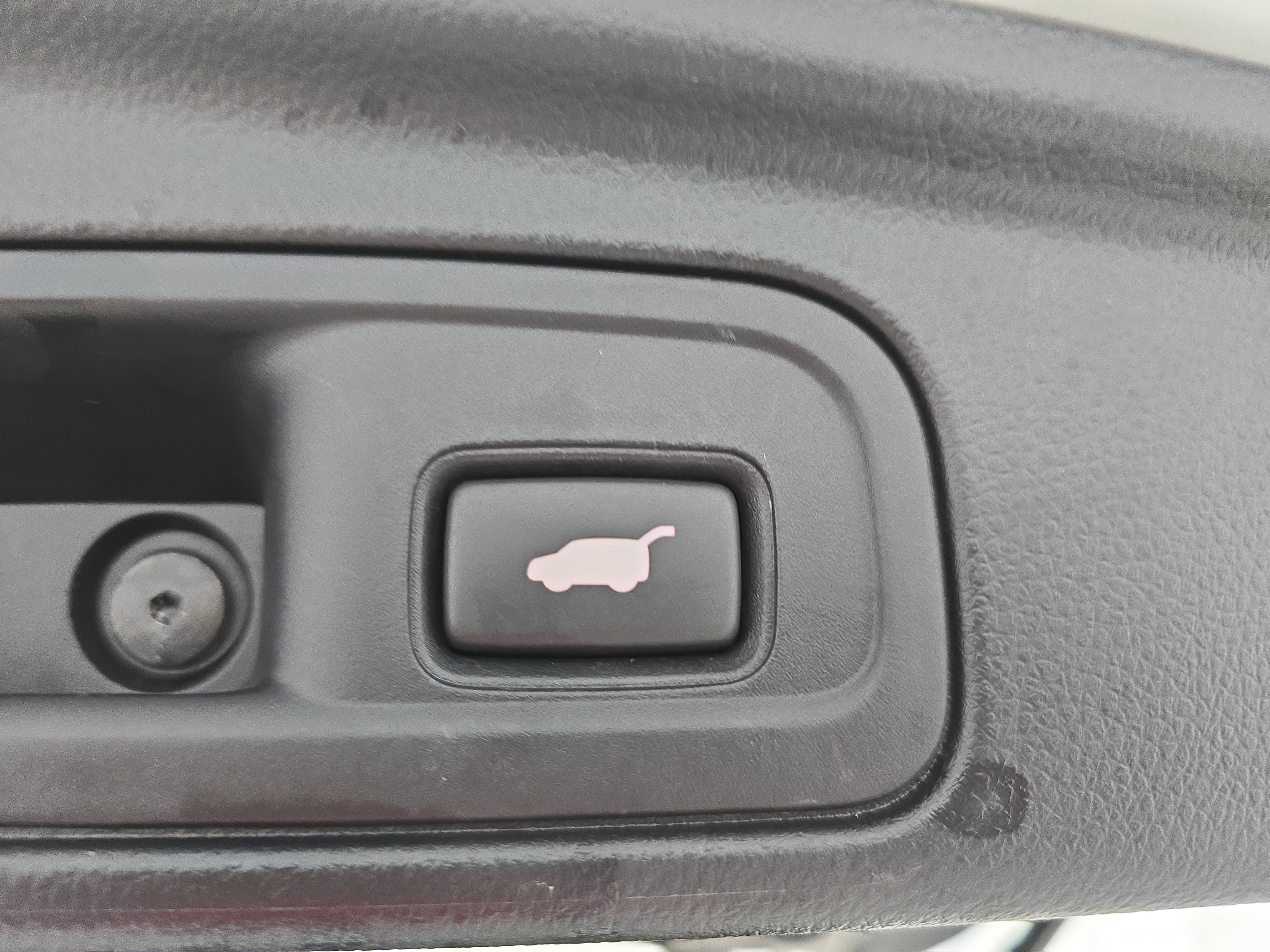Used 2019 Honda Pilot Touring image 14