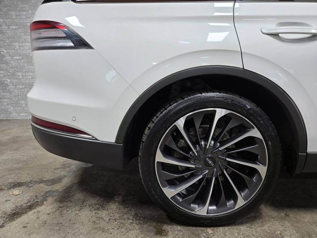 Used 2022 Lincoln Aviator Reserve w/ Equipment Group 201A image 67