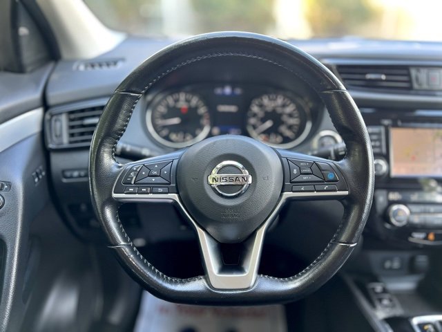 Used 2020 Nissan Rogue Sport SL w/ Premium Package image 36