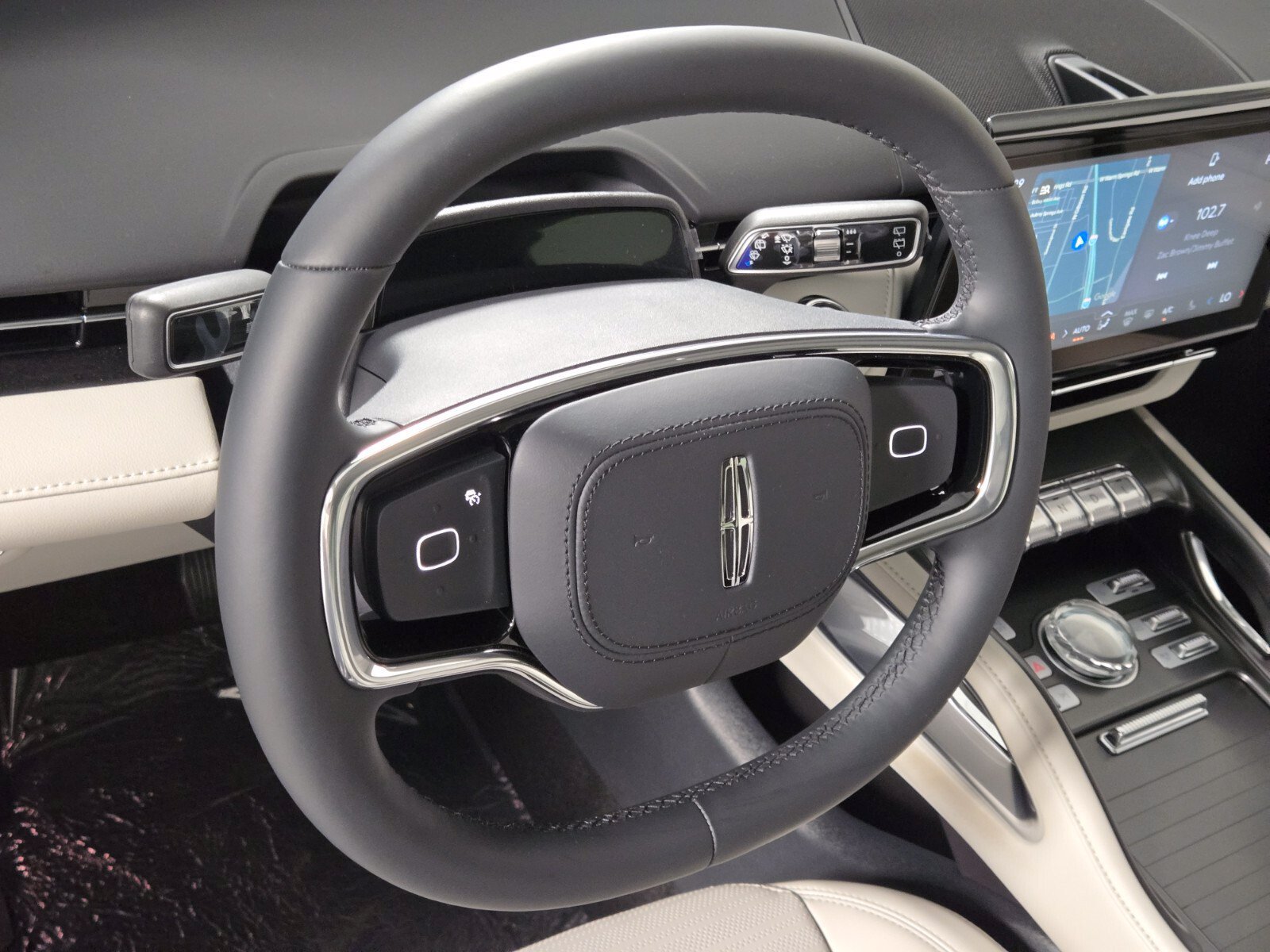 New 2026 Lincoln Nautilus Reserve w/ Jet Appearance Package AWD/4WD image 25