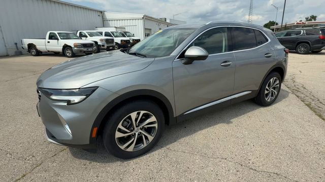 Used 2023 Buick Envision Essence image 4