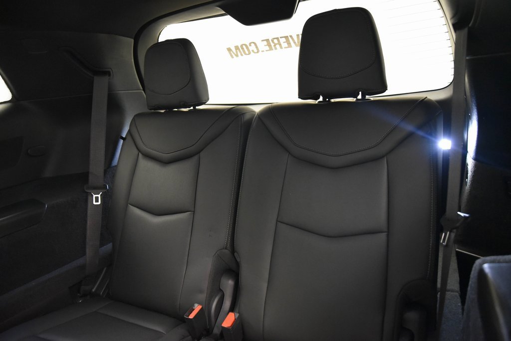 Used 2024 Cadillac XT6 Premium Luxury w/ Technology Package image 13