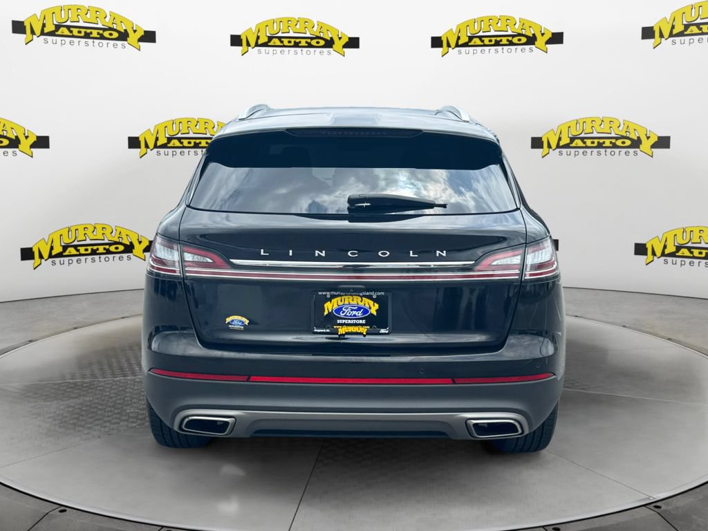 Used 2022 Lincoln Nautilus FWD w/ Premium Package image 4