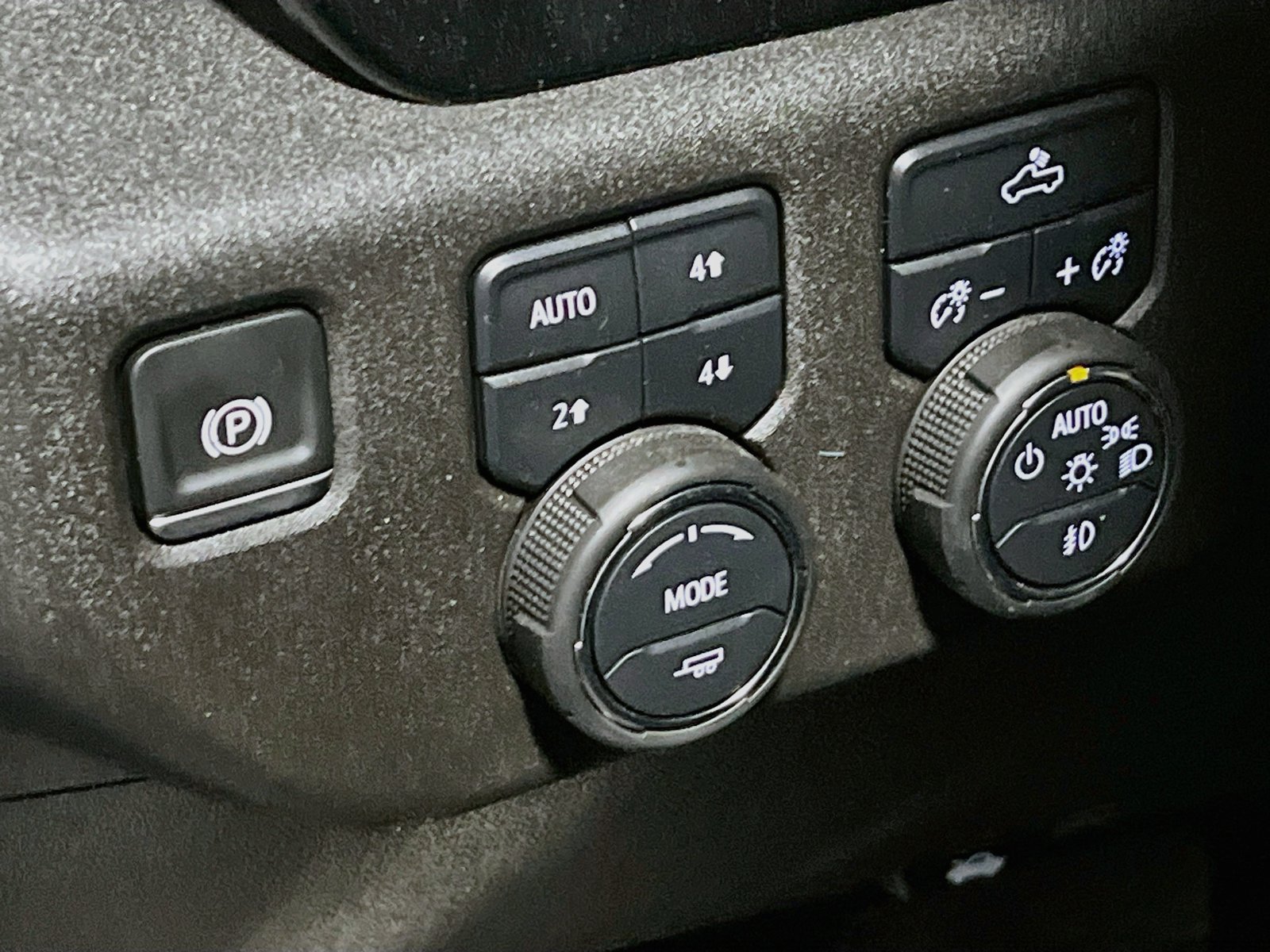 Used 2024 Chevrolet Silverado 1500 RST w/ All Star Edition Plus AWD/4WD image 10