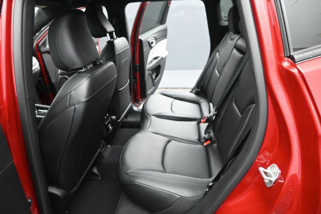 New 2026 Jeep Compass Limited AWD/4WD image 15