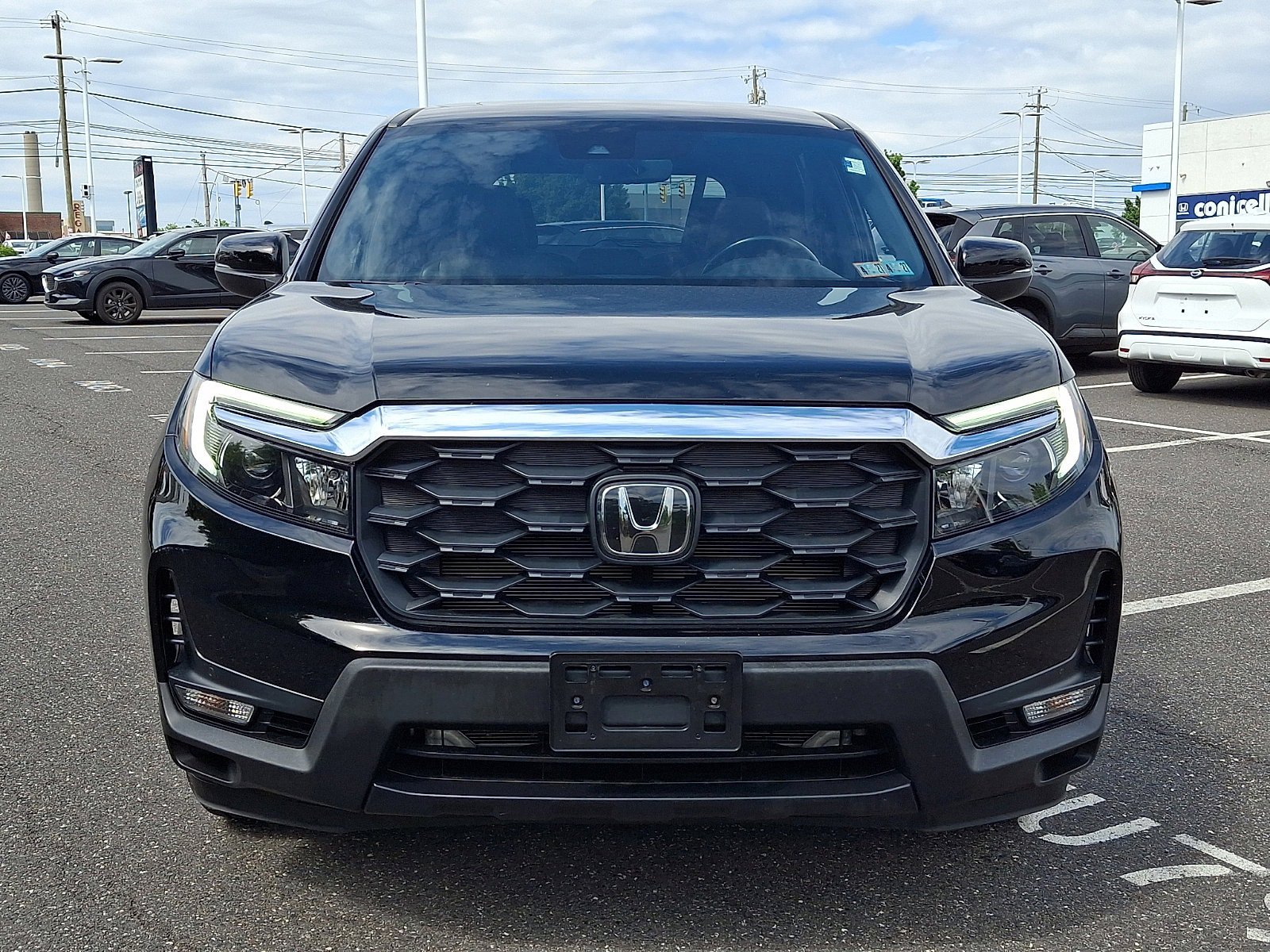 Used 2024 Honda Passport EX-L image 2